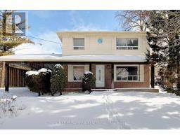 22 MAROWYNE DRIVE, Toronto, Ontario