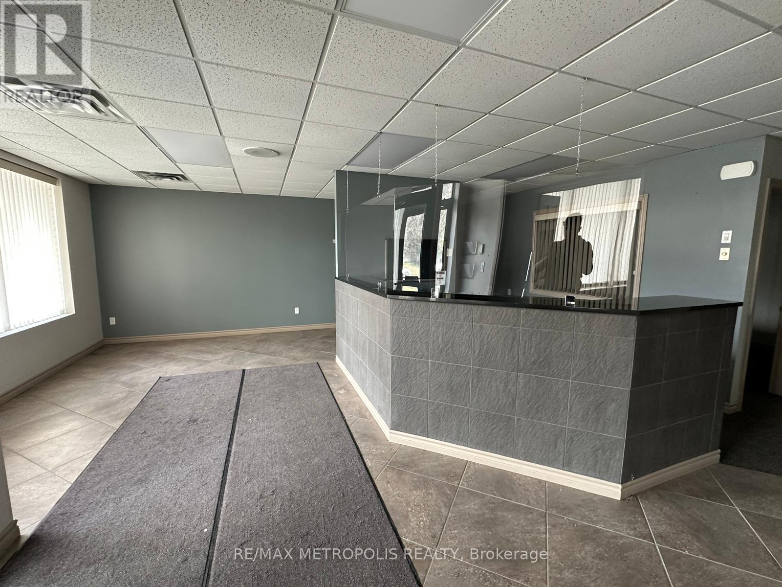 5 - 499 Dundas Street W, Quinte West, Ontario  K8V 6C4 - Photo 3 - X12457079