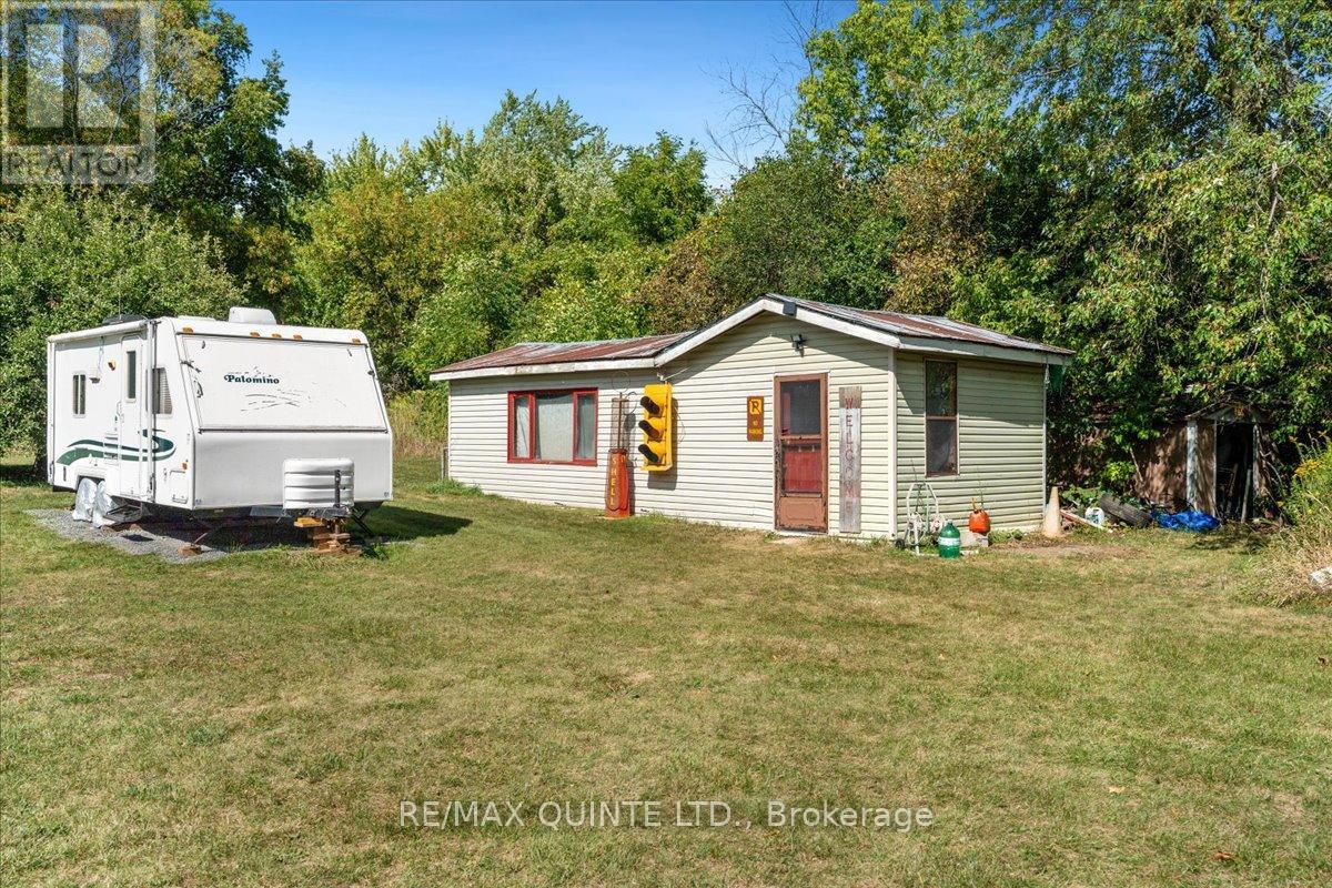 7763 Loyalist Parkway, Greater Napanee, Ontario  K0H 1G0 - Photo 37 - X12937800