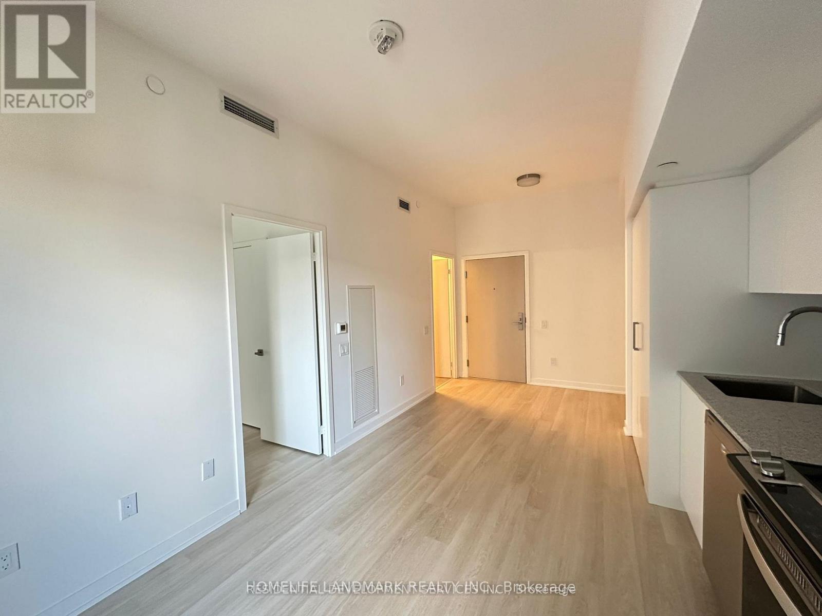 510 - 500 Wilson Avenue, Toronto, Ontario  M3H 0E5 - Photo 4 - C12937790