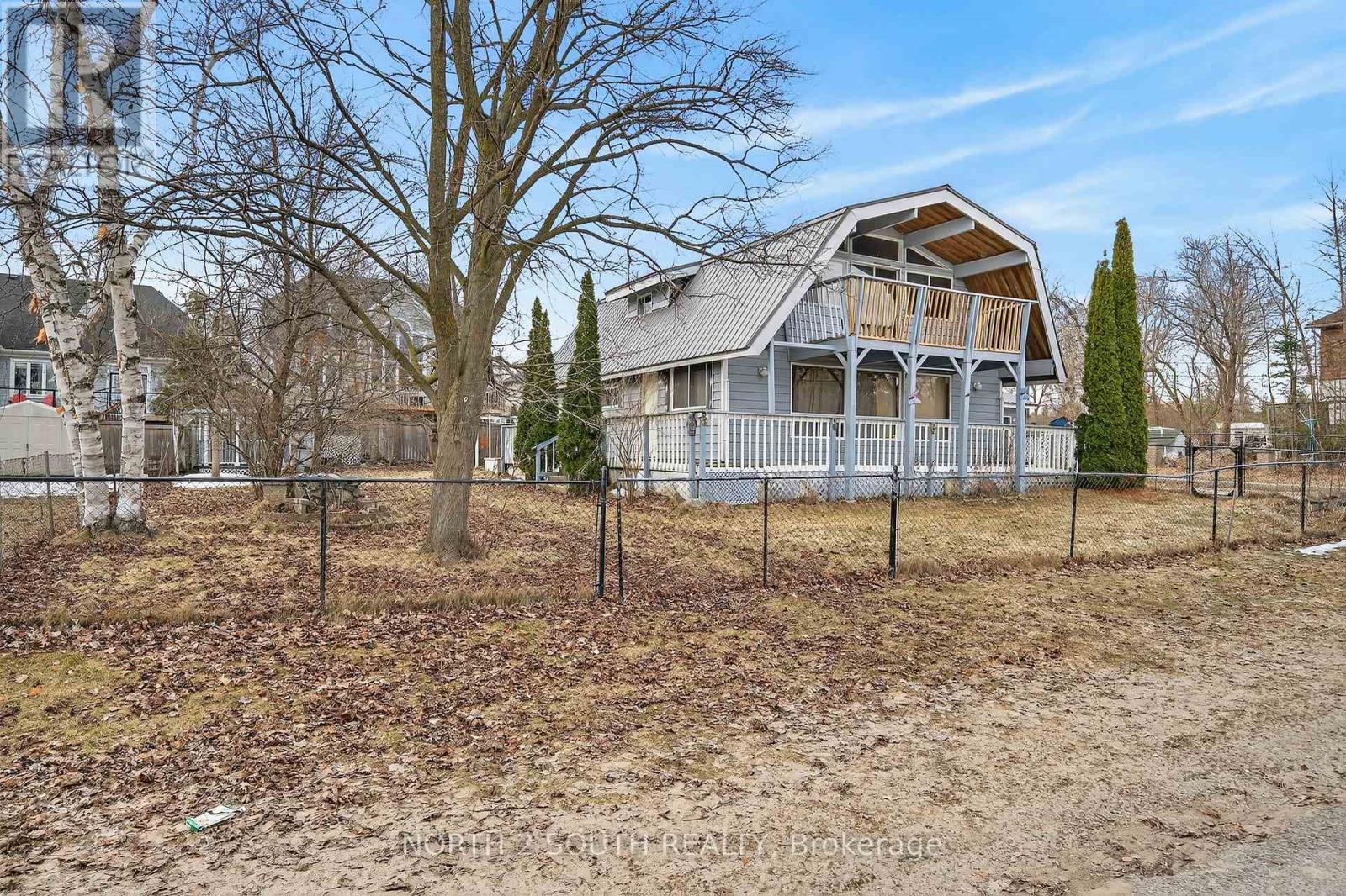 13 Bayview Avenue, Wasaga Beach, Ontario  L9Z 2Y6 - Photo 3 - S12934326