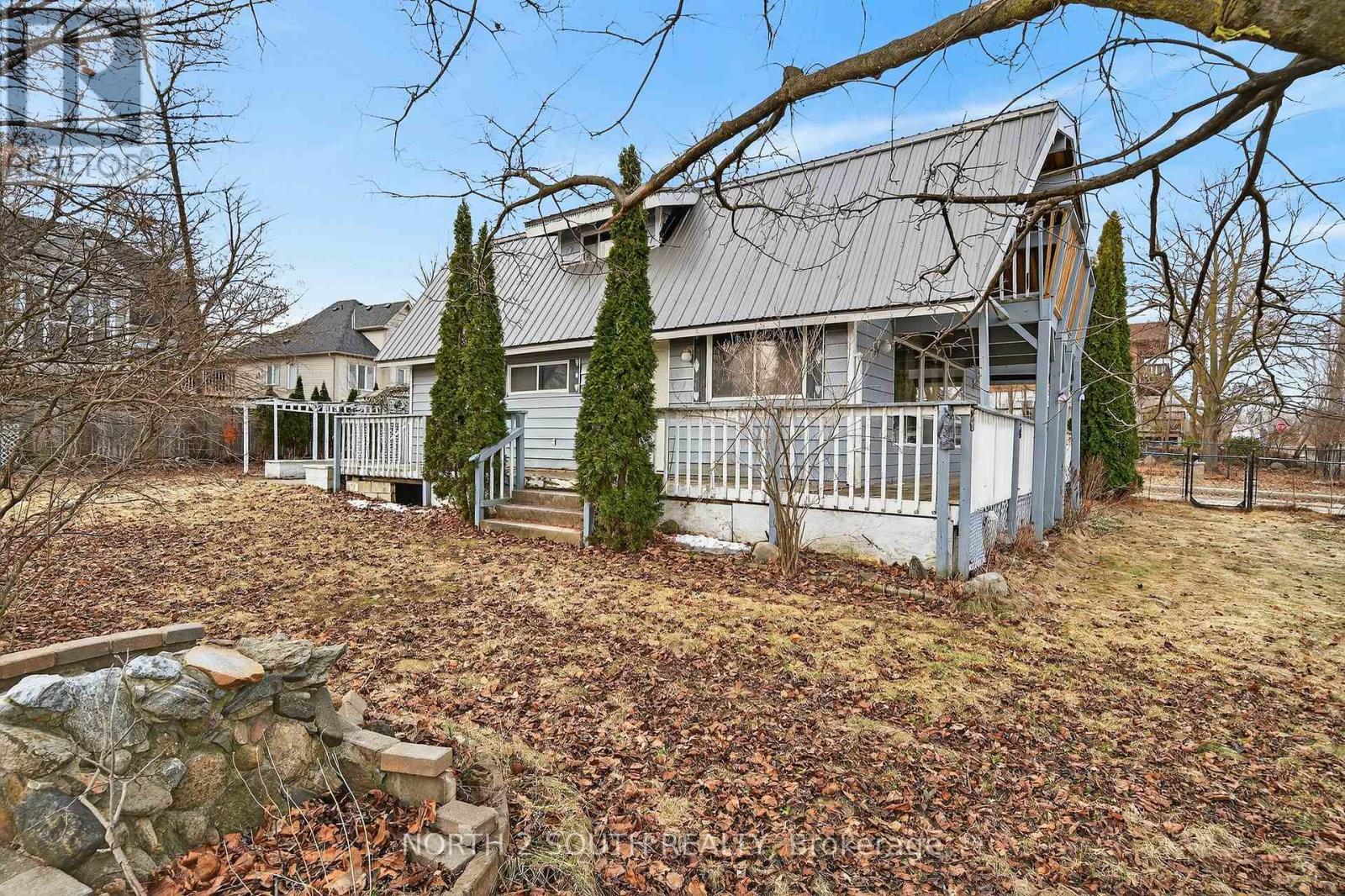 13 Bayview Avenue, Wasaga Beach, Ontario  L9Z 2Y6 - Photo 8 - S12934326