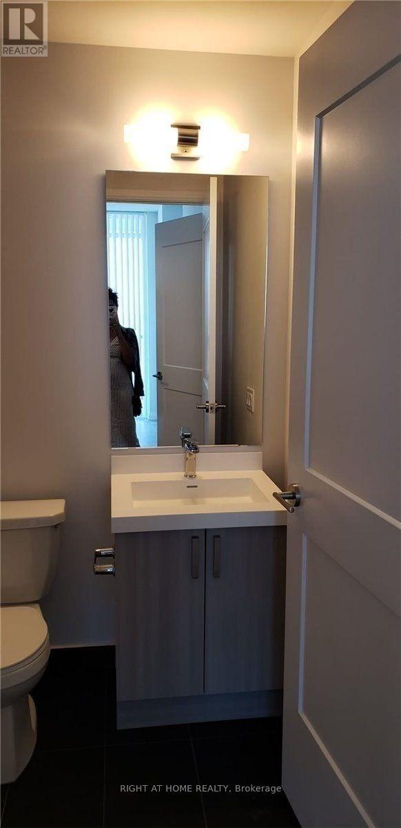 2302 - 7895 Jane Street, Vaughan (Concord), Ontario  L4K 2M7 - Photo 4 - N12937802