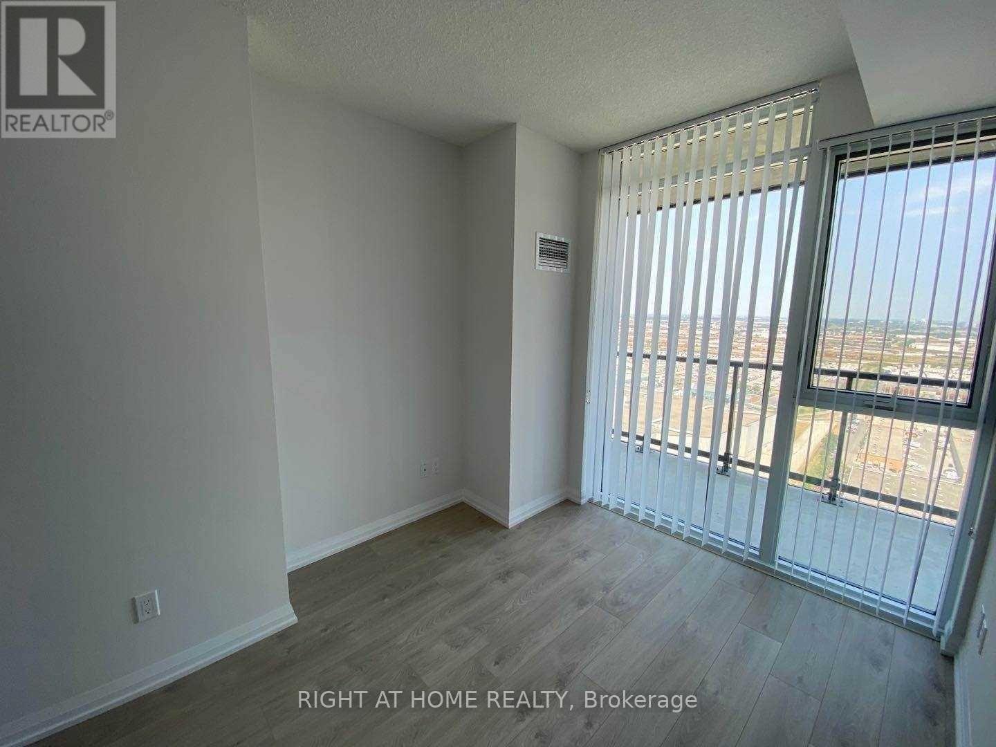 2302 - 7895 Jane Street, Vaughan (Concord), Ontario  L4K 2M7 - Photo 5 - N12937802