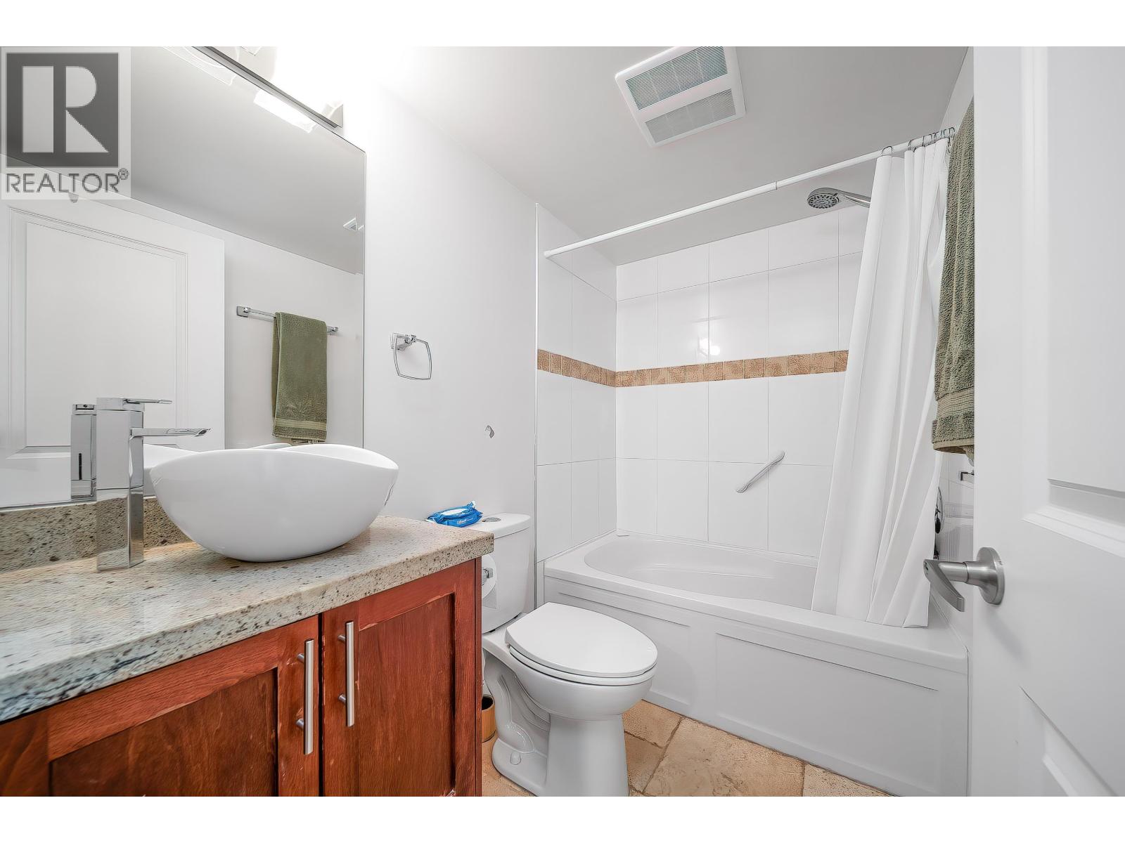 2123 Seventh Avenue, New Westminster, British Columbia  V3M 2L7 - Photo 39 - R3105150