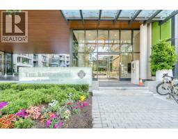 <div class="price">$1,048,000</div> 903 3533 Ross Drive, Vancouver<br><div style="margin-bottom:8px;"><small>Homeland Realty</small></div><div class='bed_bath'>2 Bed | 2 Bath</div>