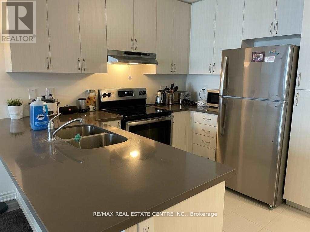 4 - 2285 Mcnab Lane, Mississauga, Ontario  L5J 0B3 - Photo 3 - W12937798