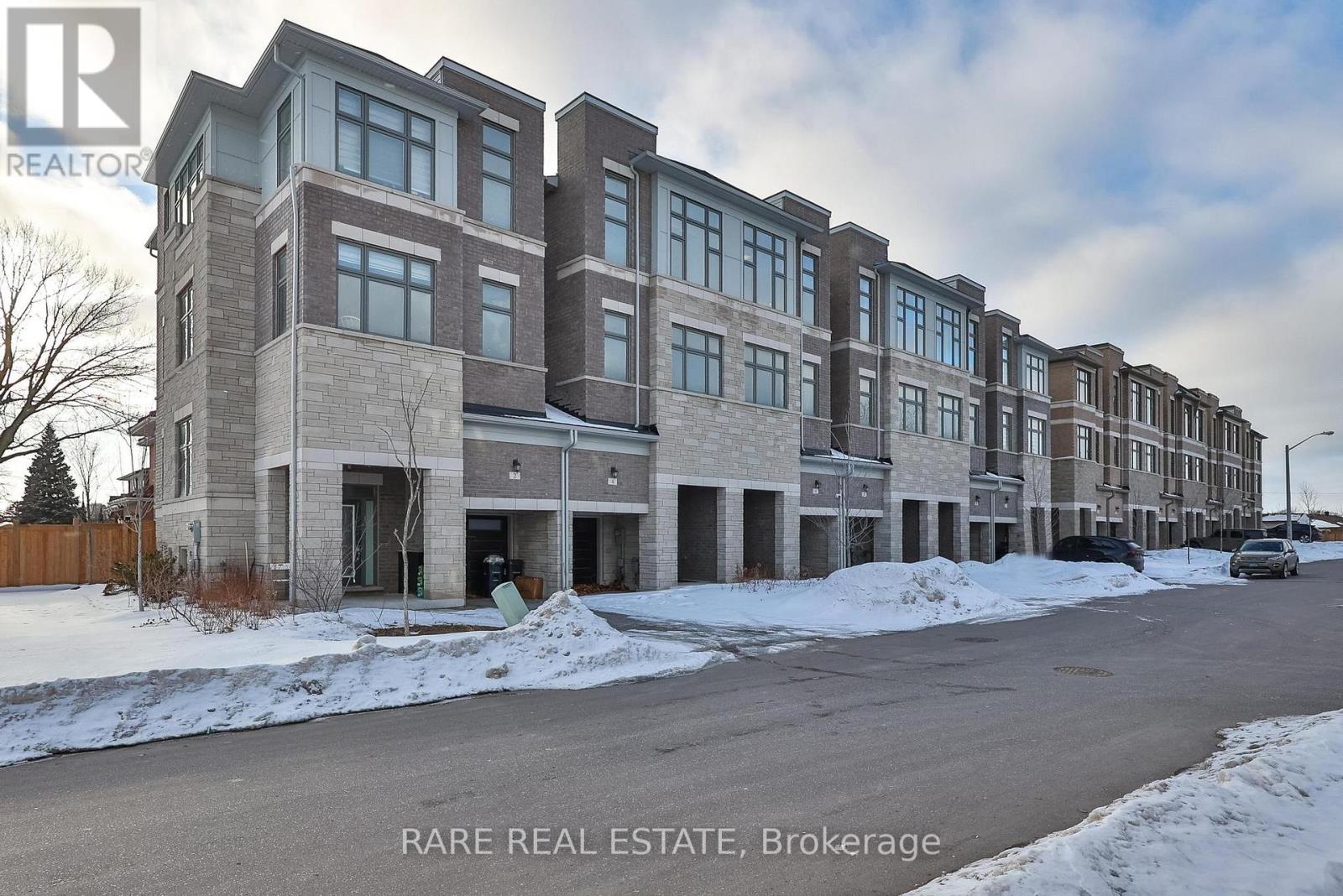 6 Tarmola Park Court, Toronto, Ontario  M9L 0A6 - Photo 35 - W12937814