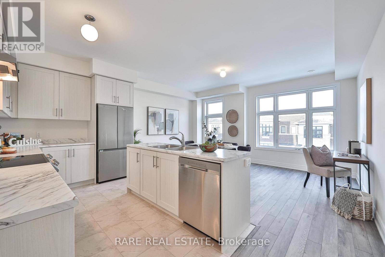 6 Tarmola Park Court, Toronto, Ontario  M9L 0A6 - Photo 6 - W12937814