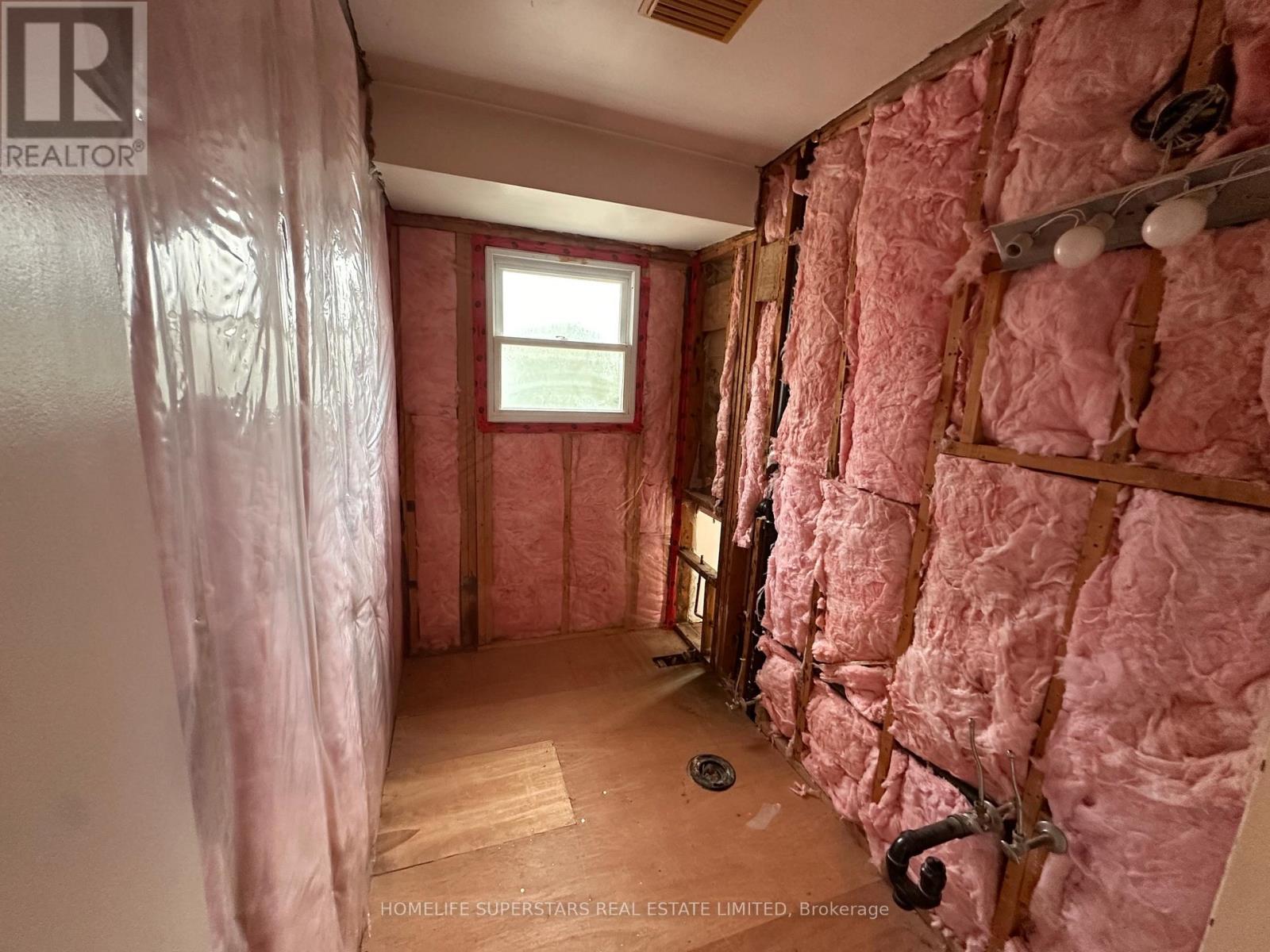 14 Locke Avenue, St. Thomas, Ontario  N5P 3X2 - Photo 12 - X12937796