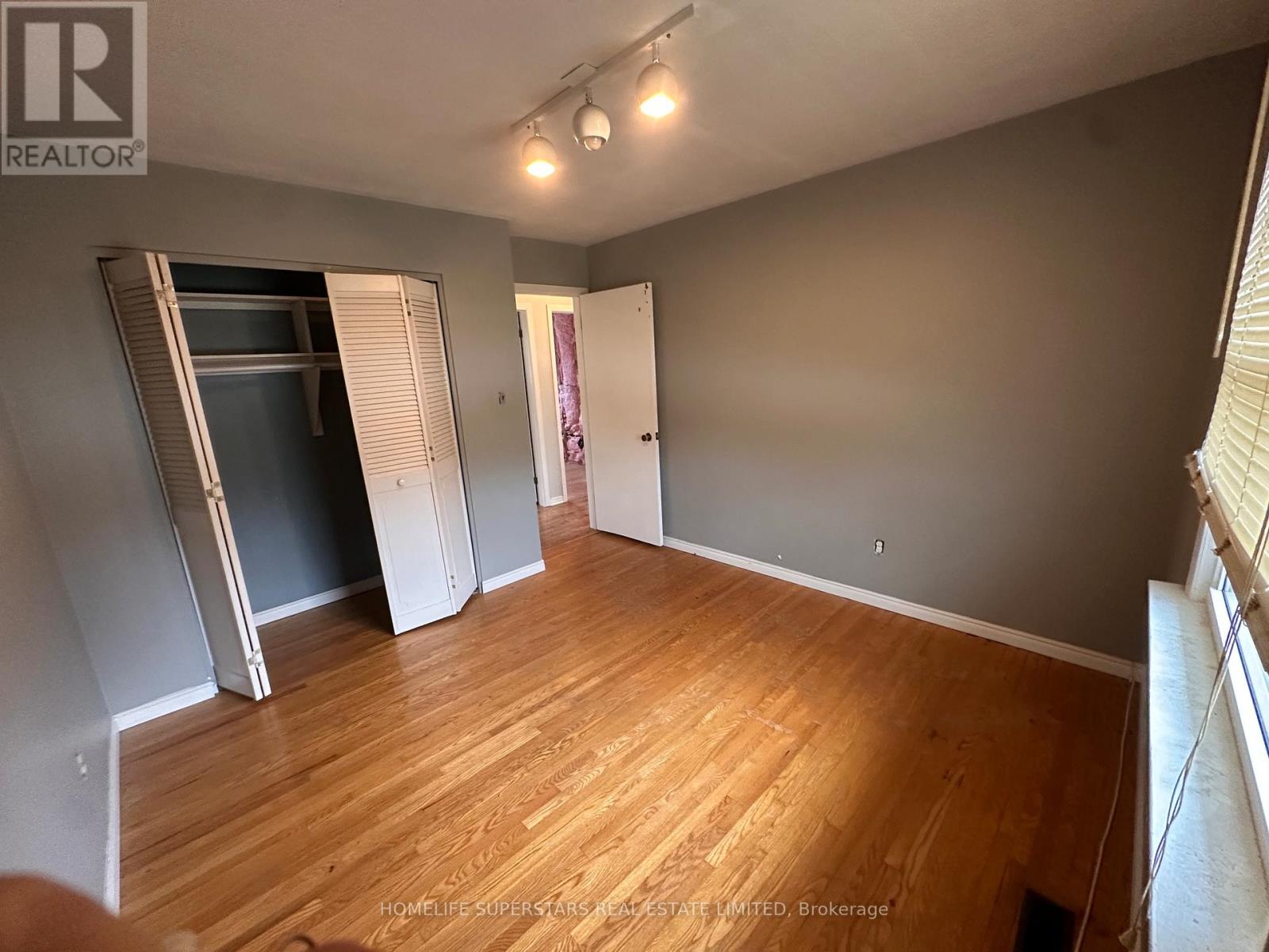 14 Locke Avenue, St. Thomas, Ontario  N5P 3X2 - Photo 8 - X12937796