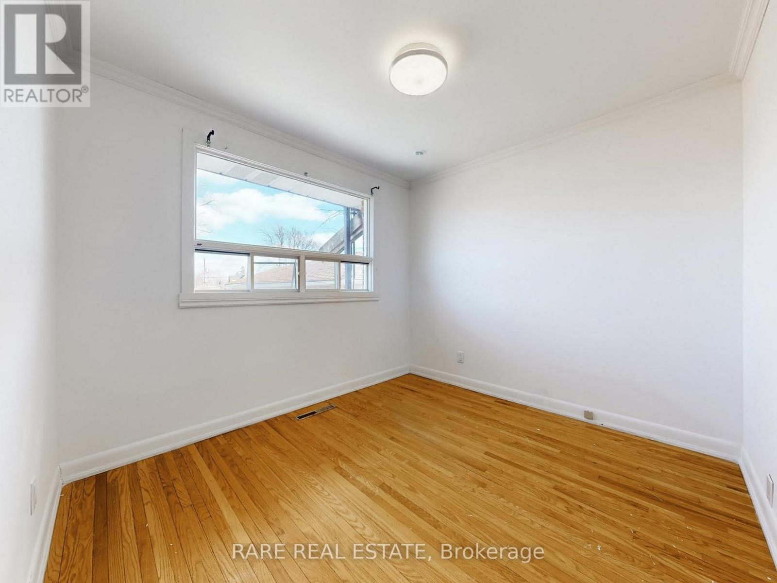 Main - 359 East 42nd Street, Hamilton, Ontario  L8T 3A6 - Photo 19 - X12937808