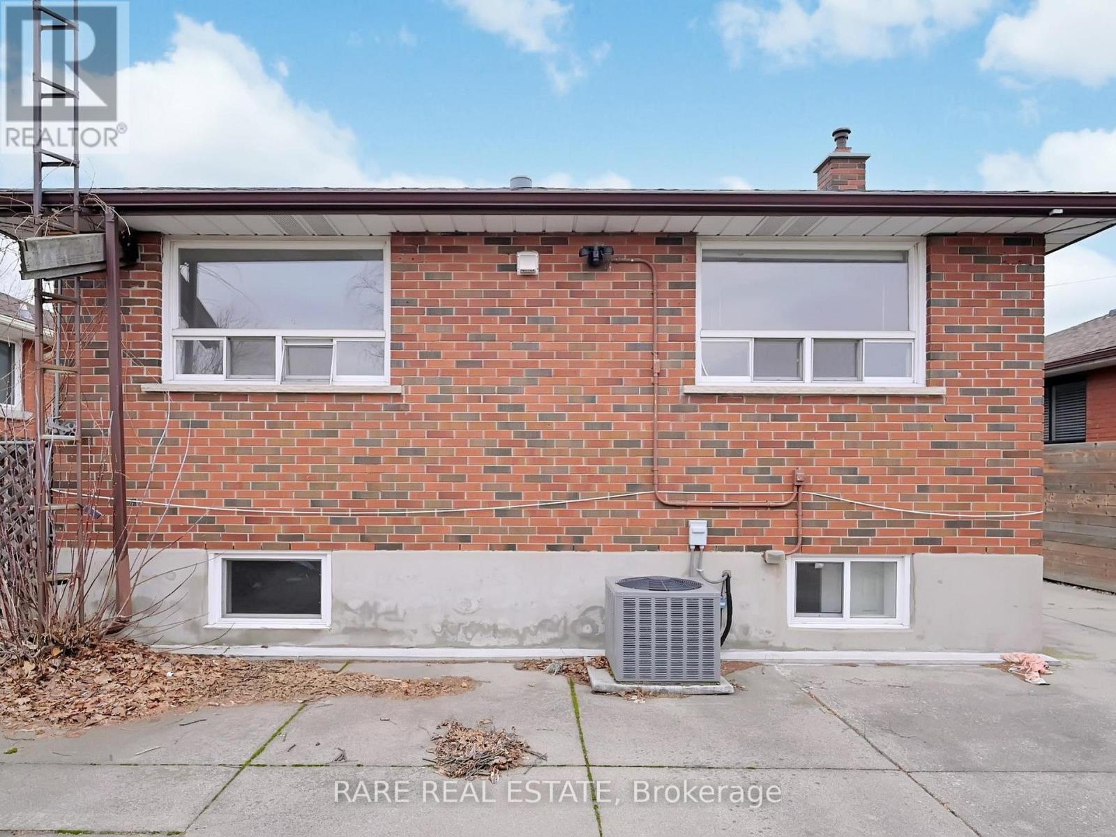 Main - 359 East 42nd Street, Hamilton, Ontario  L8T 3A6 - Photo 27 - X12937808