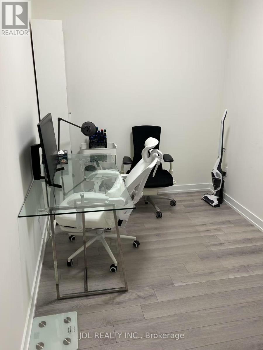 1502 - 89 Church Street, Toronto, Ontario  M5C 0B7 - Photo 10 - C12935714