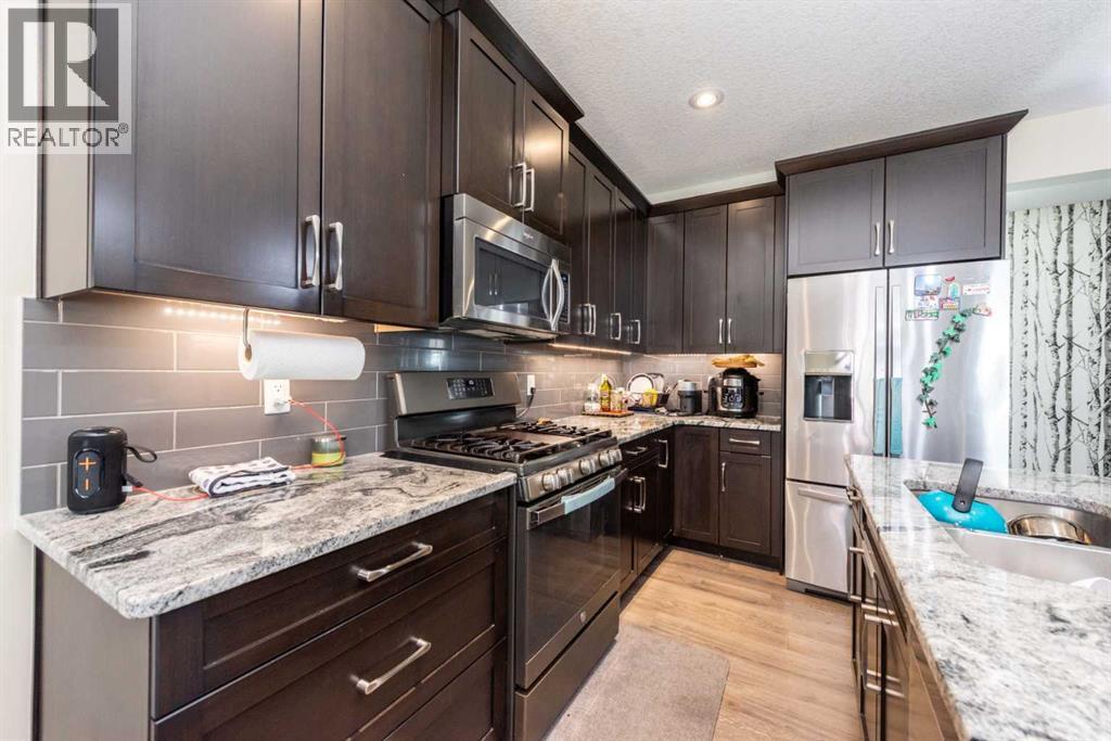 287 Baywater Way SW, Airdrie, Alberta  T4B 3V6 - Photo 4 - A2276587