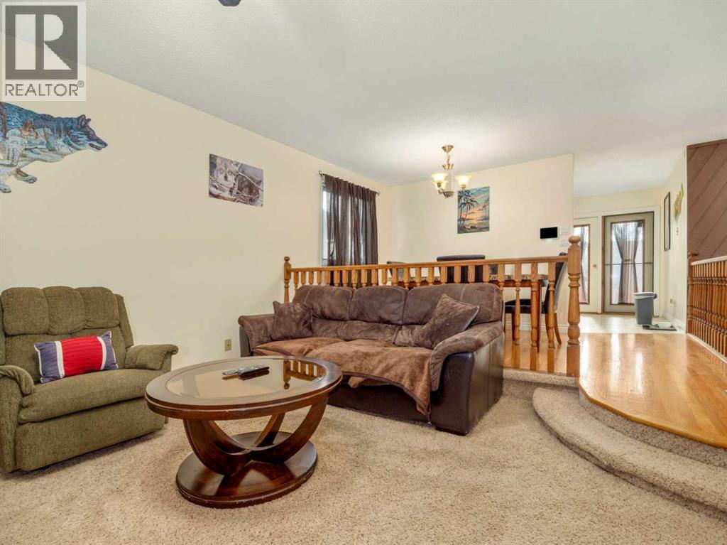 146 Oxford Road W, Lethbridge, Alberta  T1K 4V4 - Photo 4 - A2283846