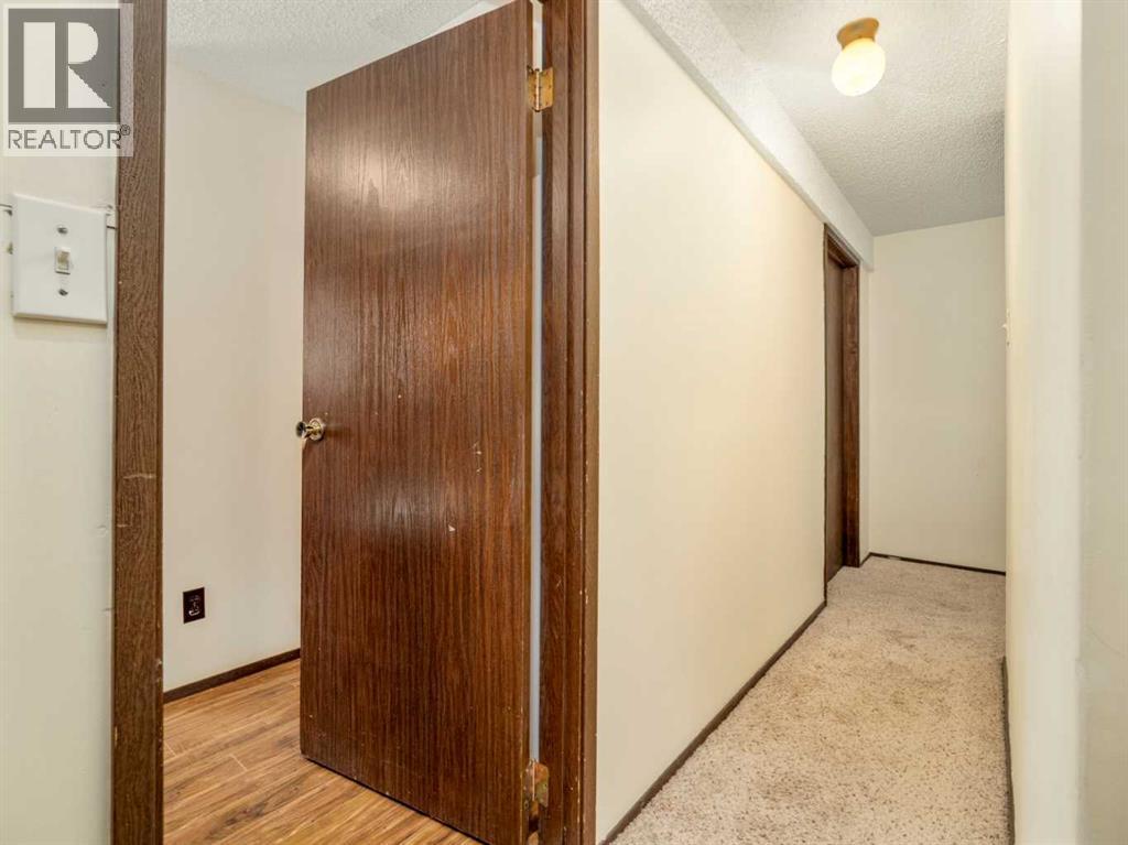 146 Oxford Road W, Lethbridge, Alberta  T1K 4V4 - Photo 37 - A2283846