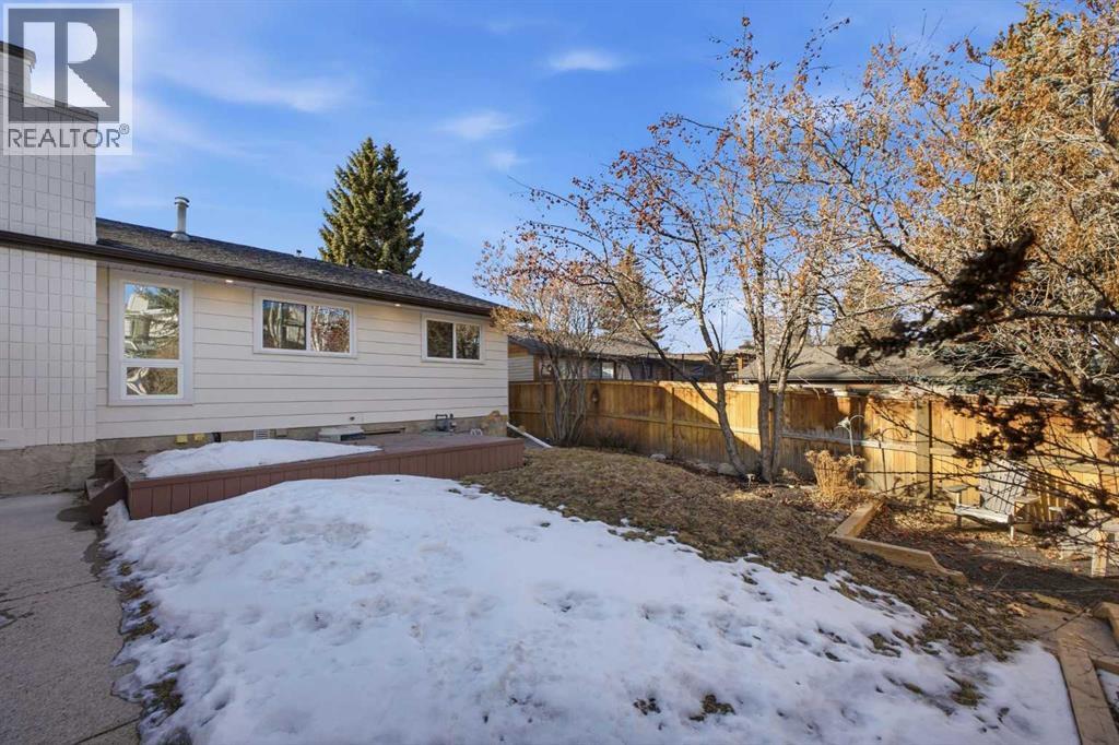 36 Lake Adams Place Se, Calgary, Alberta  T2J 3S8 - Photo 40 - A2291814