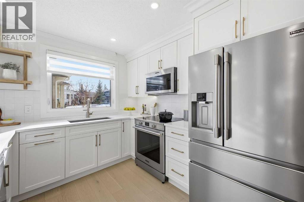 36 Lake Adams Place Se, Calgary, Alberta  T2J 3S8 - Photo 12 - A2291814