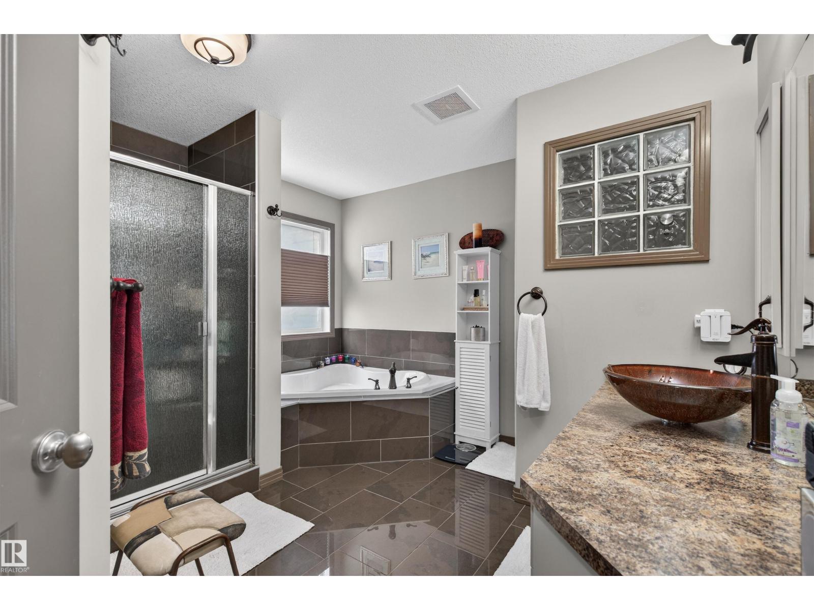 1213 Cunningham Dr Sw, Edmonton, Alberta  T6W 0R5 - Photo 16 - E4477880