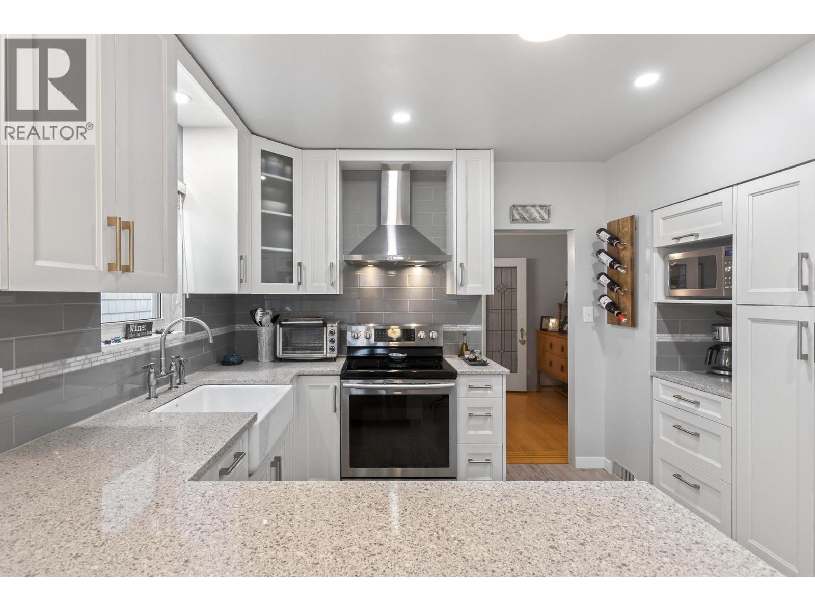 3494 Oxford Street, Vancouver, British Columbia V5K 1N9 - Photo 17 - R3101249