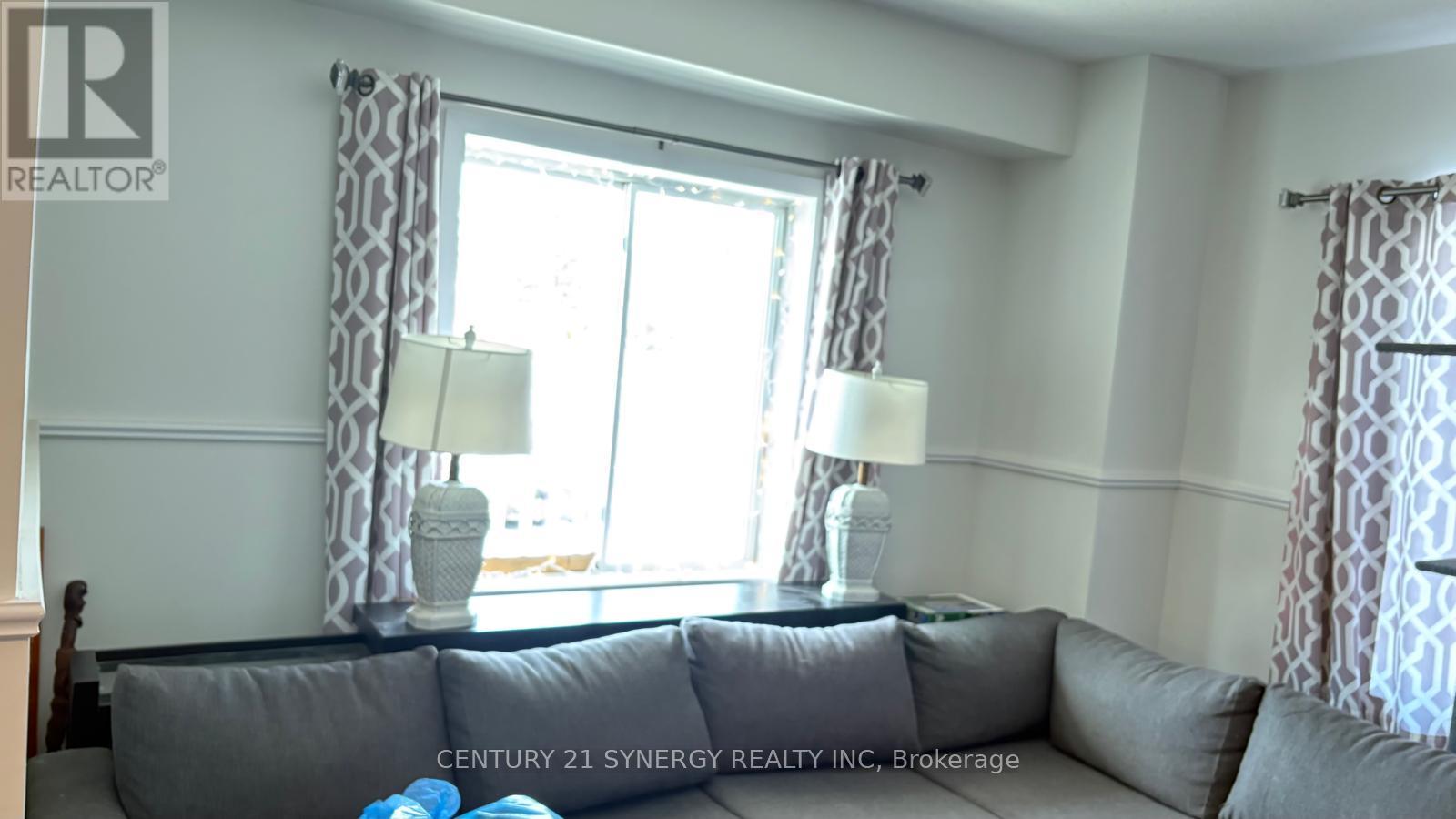 725 - 725 Concession Road, Alfred And Plantagenet, Ontario  K0B 1L0 - Photo 4 - X12937822