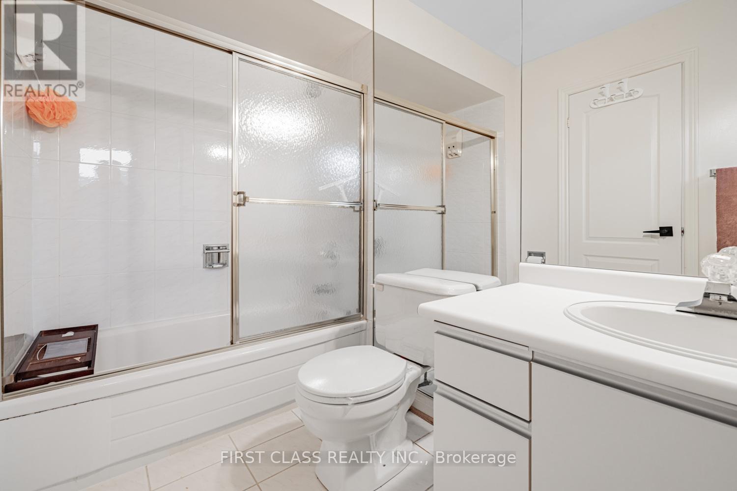 220 Timpson Drive, Aurora, Ontario  L4G 5M7 - Photo 20 - N12937824