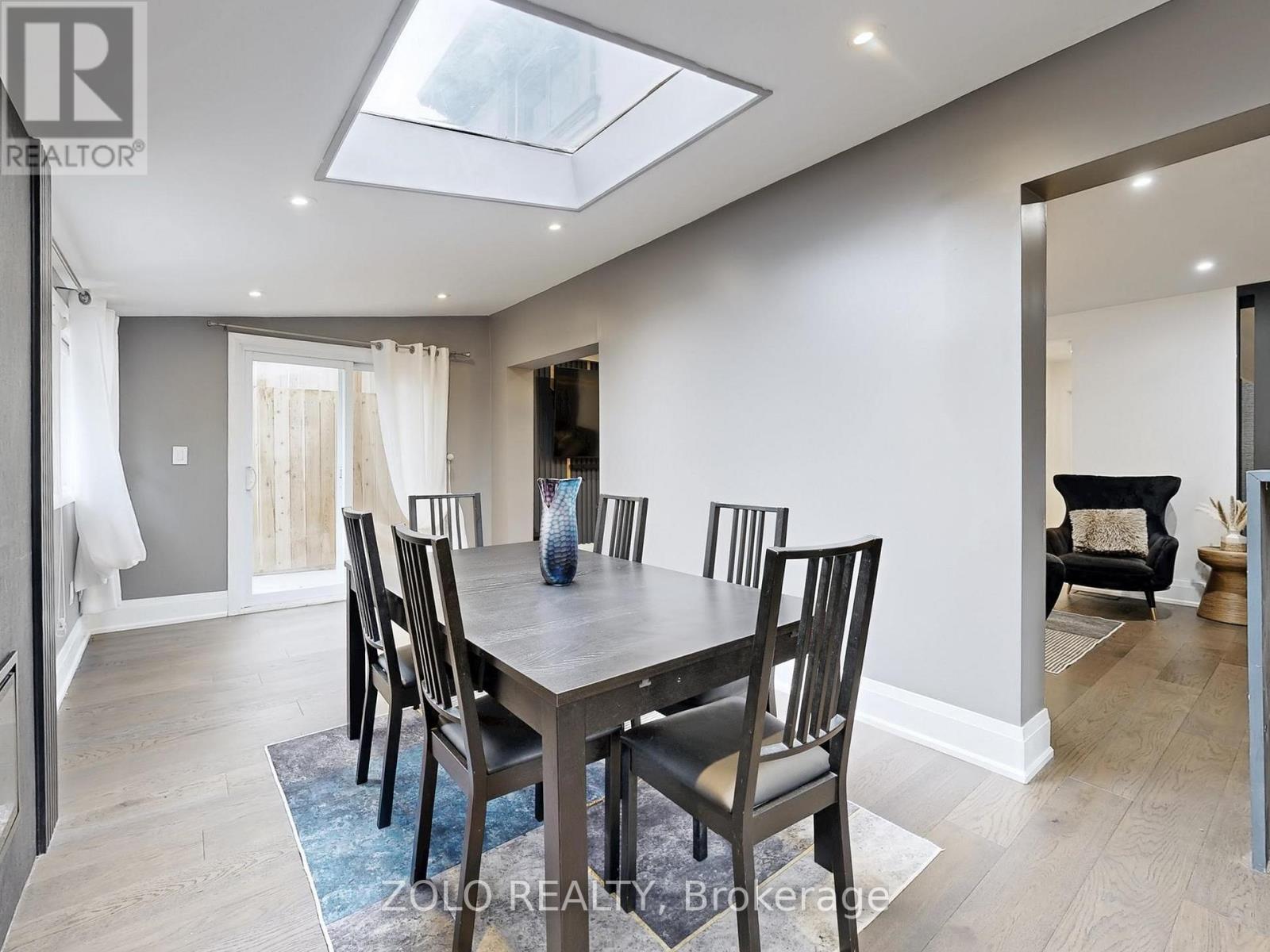 226 Thoms Crescent, Newmarket, Ontario  L3Y 1E1 - Photo 12 - N12937834