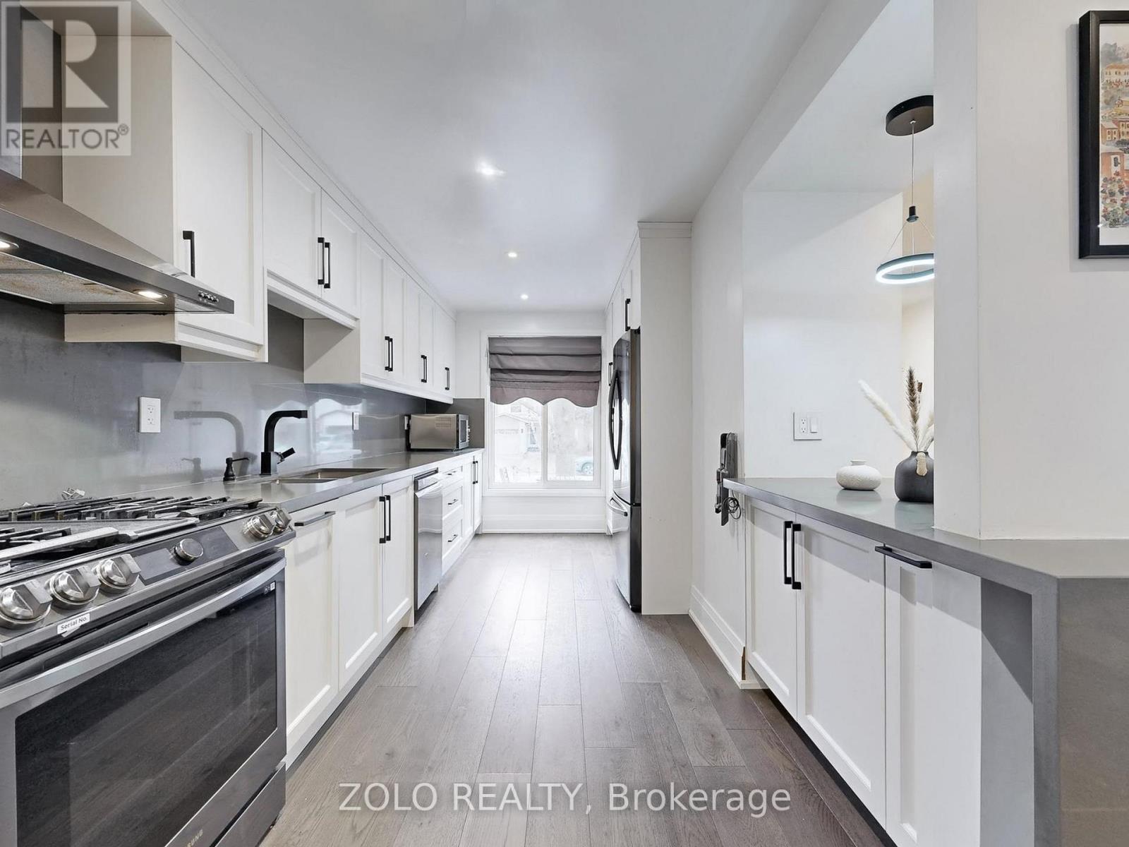 226 Thoms Crescent, Newmarket, Ontario  L3Y 1E1 - Photo 16 - N12937834