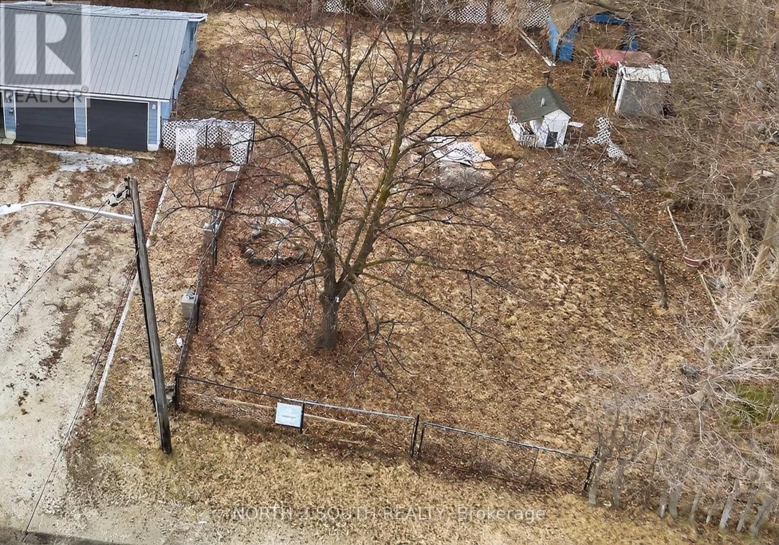 9 Bayview Avenue, Wasaga Beach, Ontario  L9Z 0E9 - Photo 7 - S12937850