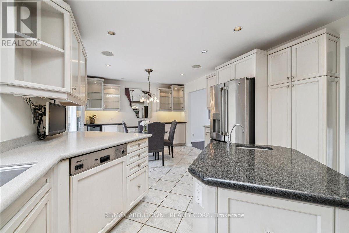 25 Bannisdale Way, Hamilton, Ontario  L0R 1H2 - Photo 16 - X12927842