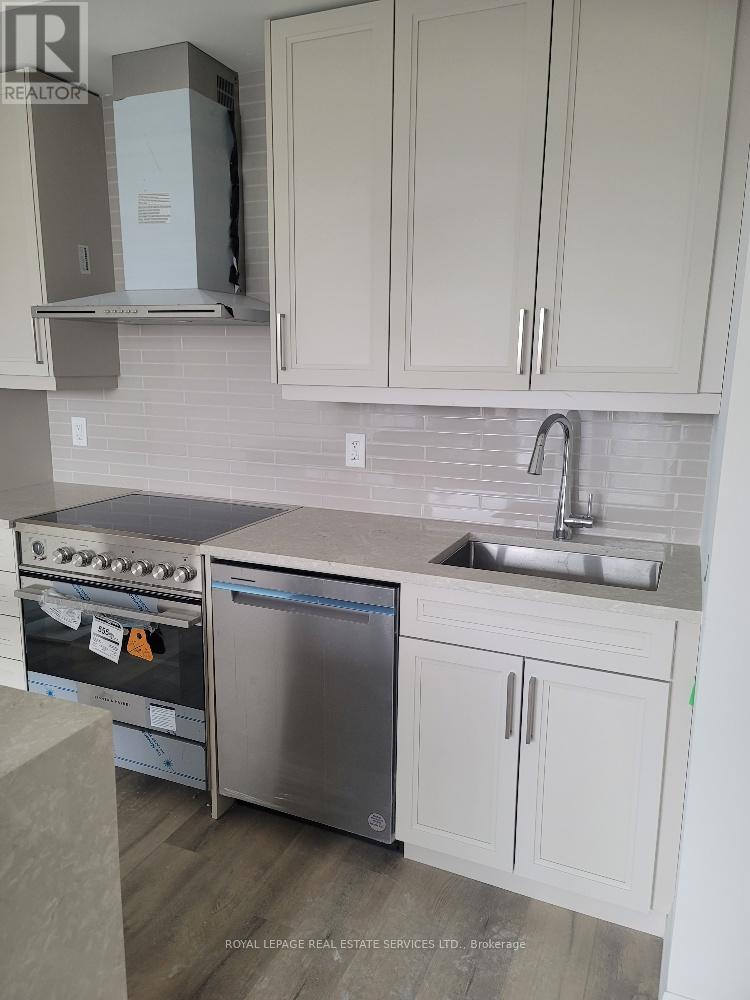 509 - 500 Brock Avenue, Burlington, Ontario  L7S 0A5 - Photo 4 - W12937826