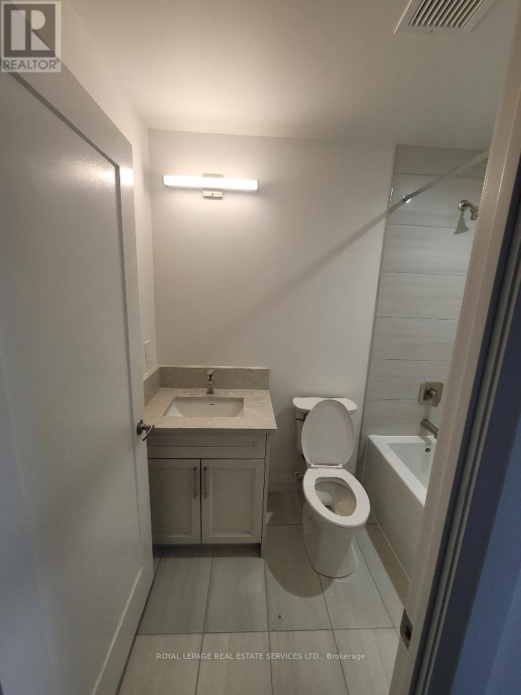 509 - 500 Brock Avenue, Burlington, Ontario  L7S 0A5 - Photo 6 - W12937826