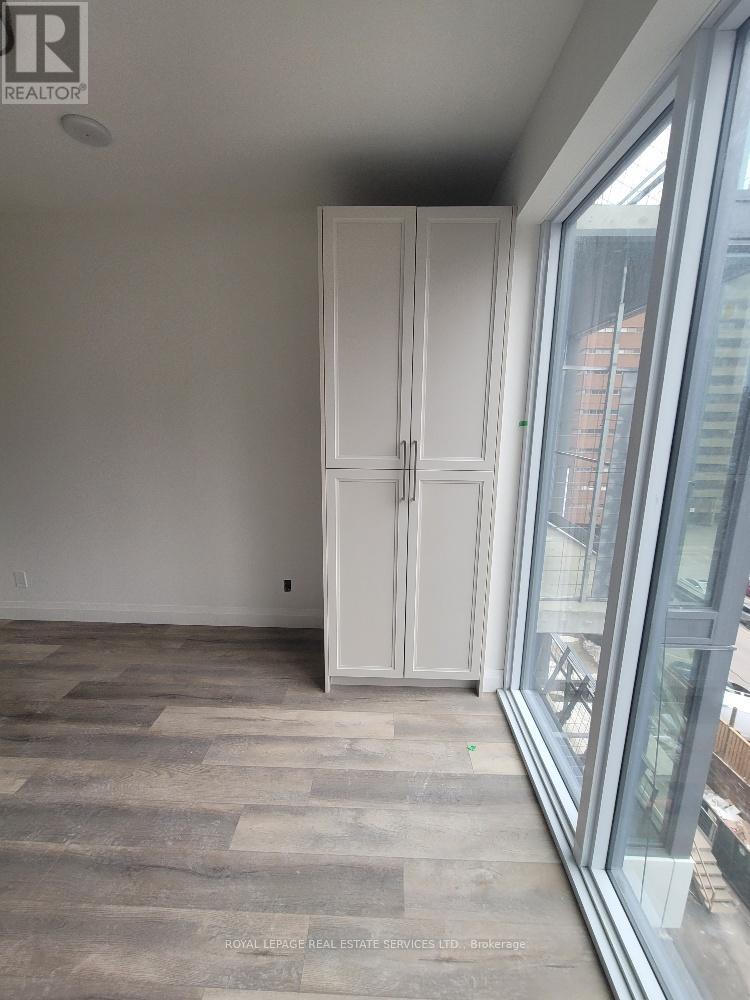 509 - 500 Brock Avenue, Burlington, Ontario  L7S 0A5 - Photo 9 - W12937826