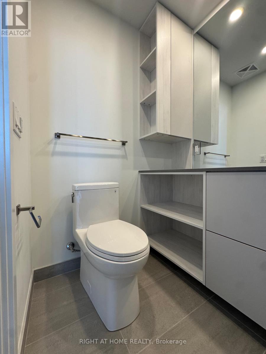 1512 - 1 Fairview Road E, Mississauga, Ontario  L6A 4C6 - Photo 14 - W12937828