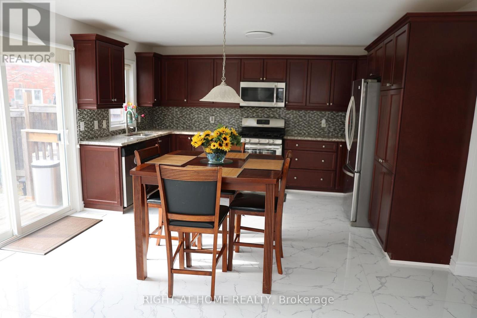 76 Bevington Road, Brampton, Ontario L7A 0S4 - Photo 5 - W12937836