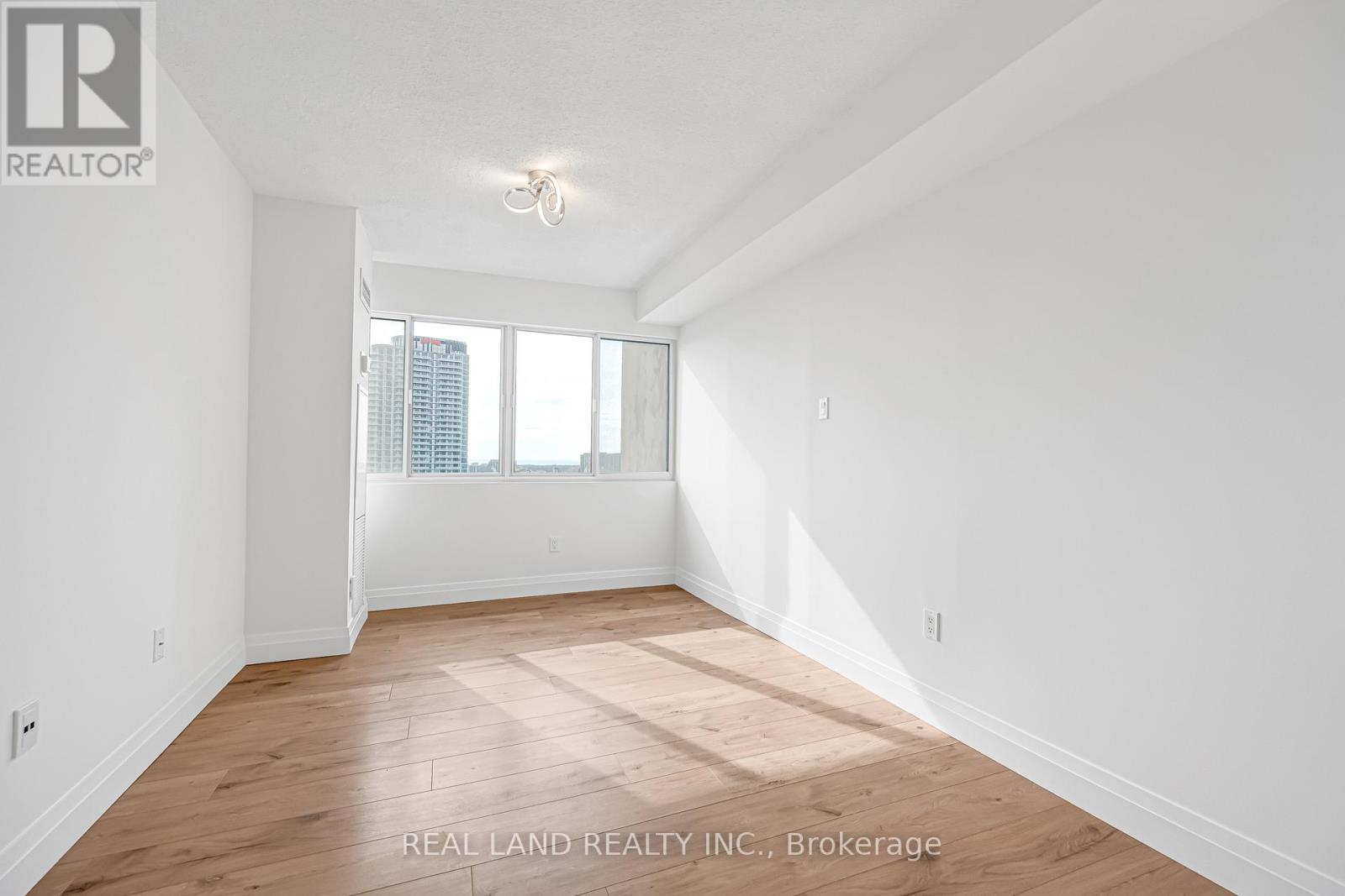 1901 - 50 Elm Drive E, Mississauga, Ontario  L5A 3X2 - Photo 17 - W12937844