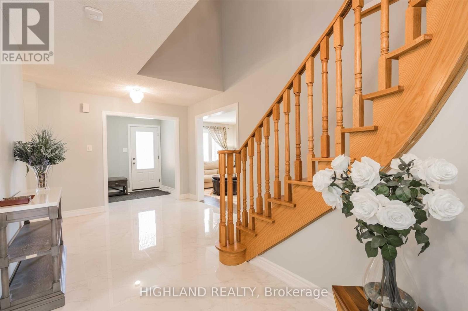 2325 Credit Valley Road, Mississauga, Ontario  L5M 4L5 - Photo 3 - W12937852