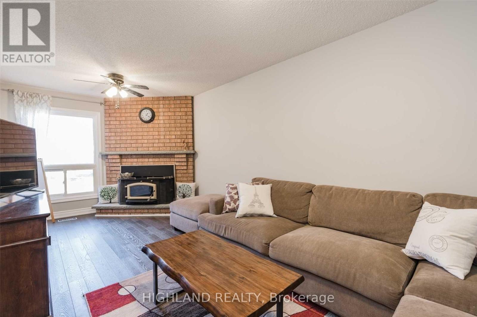 2325 Credit Valley Road, Mississauga, Ontario  L5M 4L5 - Photo 4 - W12937852