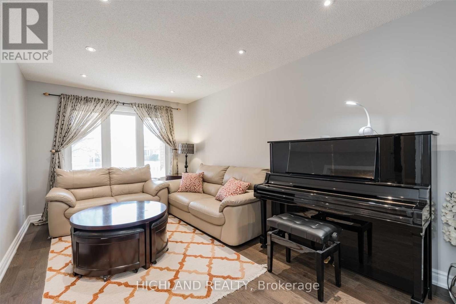 2325 Credit Valley Road, Mississauga, Ontario  L5M 4L5 - Photo 5 - W12937852