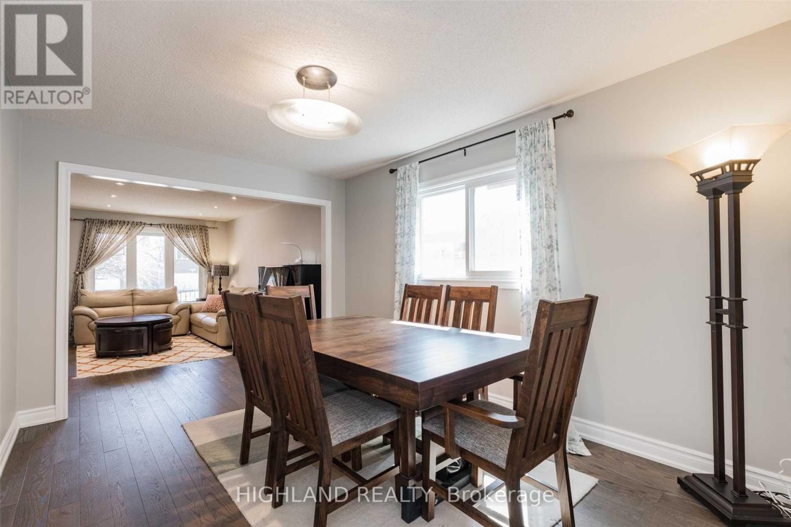 2325 Credit Valley Road, Mississauga, Ontario  L5M 4L5 - Photo 8 - W12937852