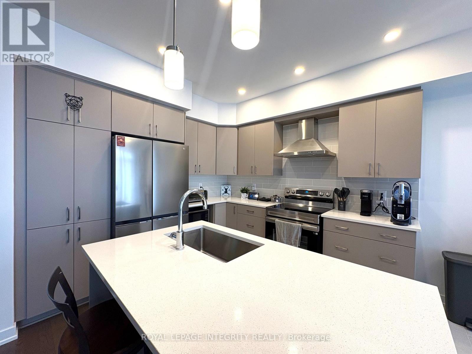 53 Maize Street, Ottawa, Ontario  K2S 2T2 - Photo 6 - X12930692