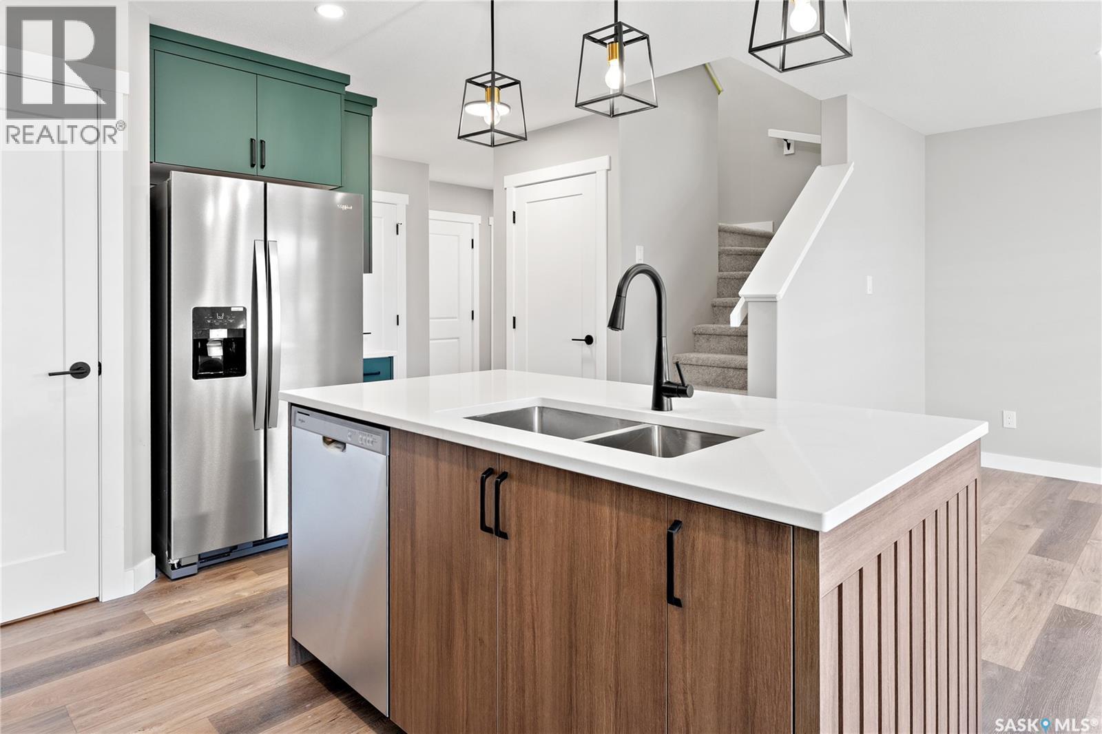 423 Kinloch Crescent, Saskatoon, Saskatchewan  S7M 5N8 - Photo 7 - SK029563