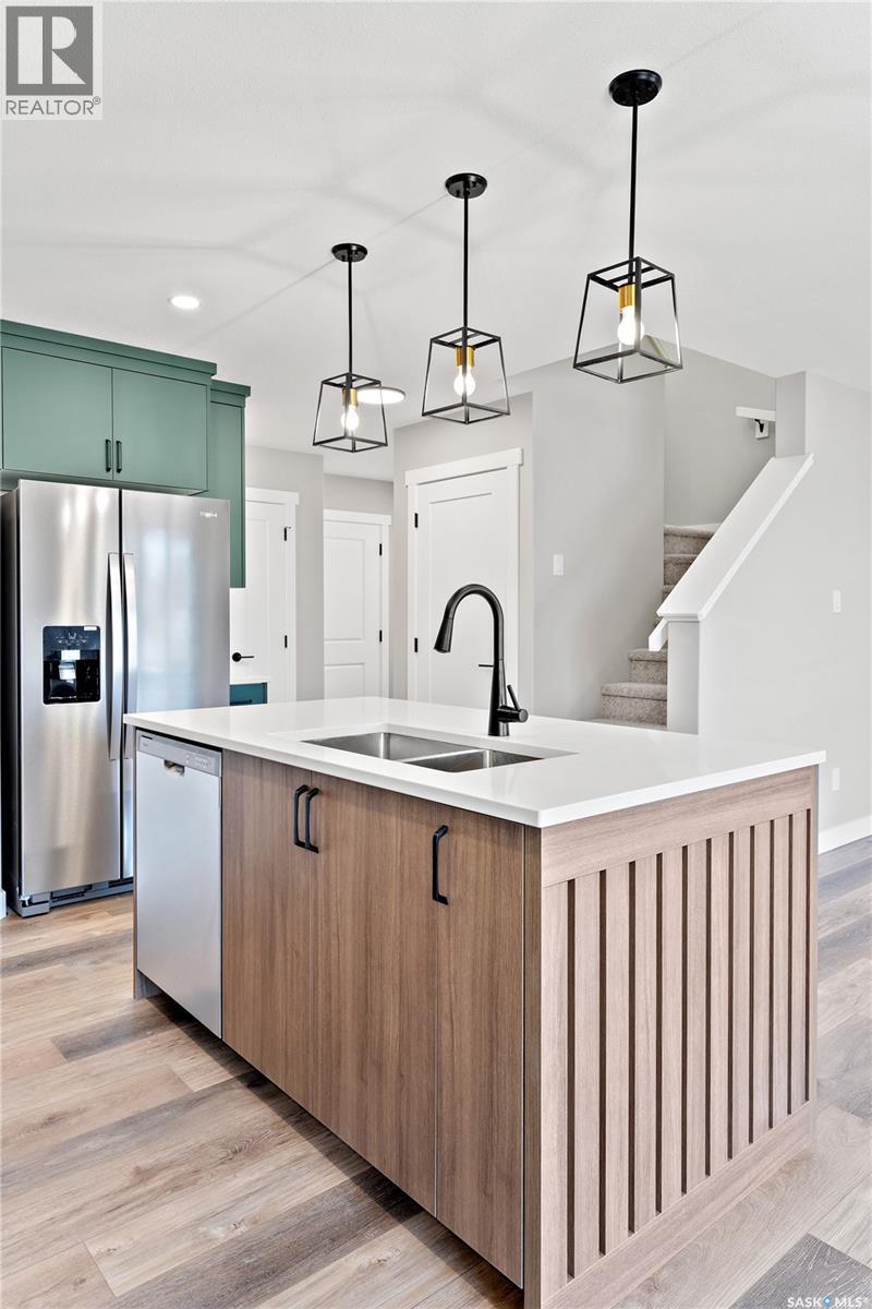 423 Kinloch Crescent, Saskatoon, Saskatchewan  S7M 5N8 - Photo 9 - SK029563