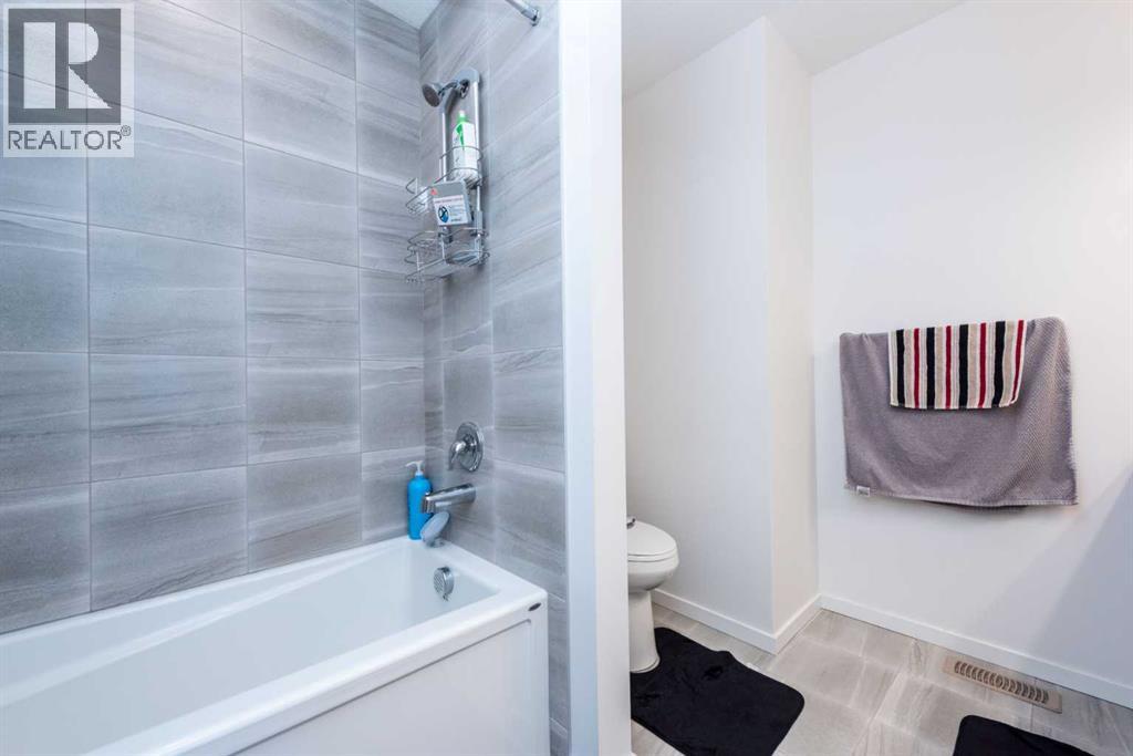 7 Cityline Heath Ne, Calgary, Alberta  T3N 2H6 - Photo 28 - A2276200