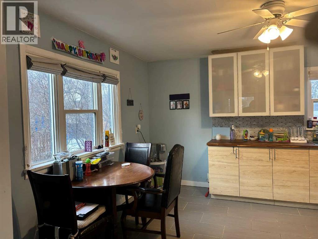 5208 55 Avenue, Ponoka, Alberta  T4J 1G8 - Photo 6 - A2288731