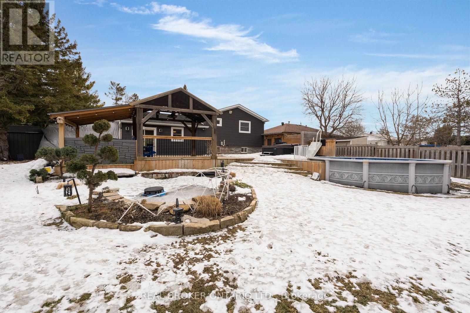 213 Centre Street, Essa, Ontario  L0M 1B0 - Photo 46 - N12931446