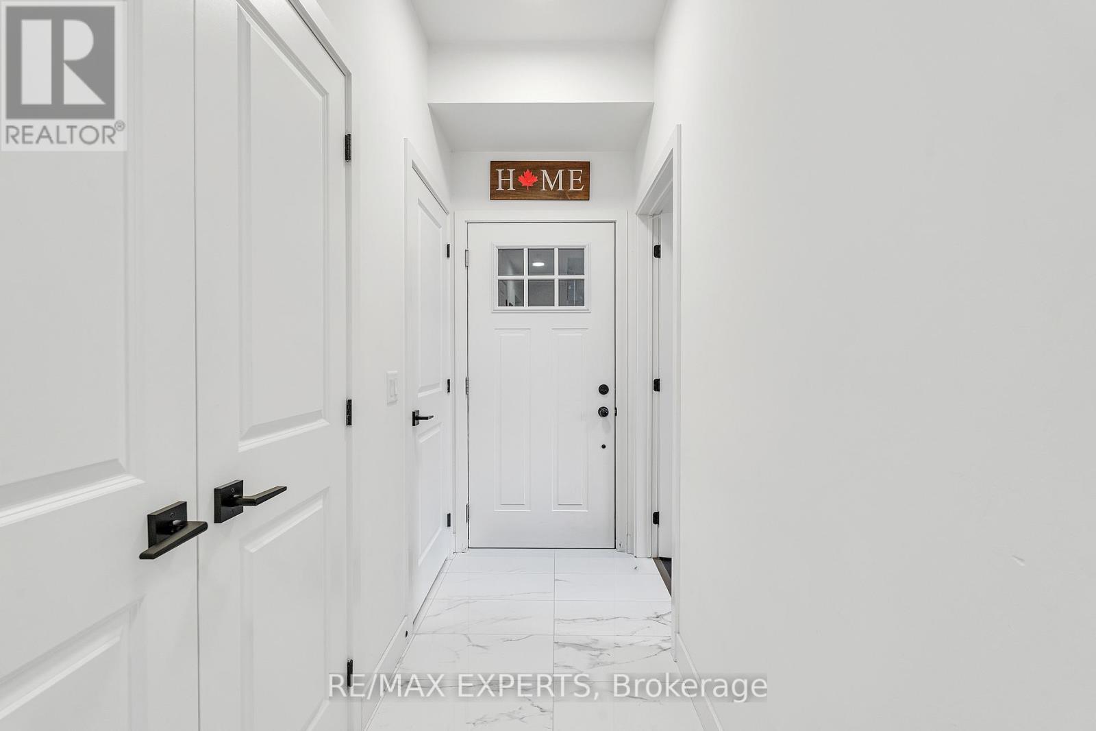 101 - 22 Beckwith Lane, Blue Mountains, Ontario  L9Y 3B6 - Photo 8 - X12937574