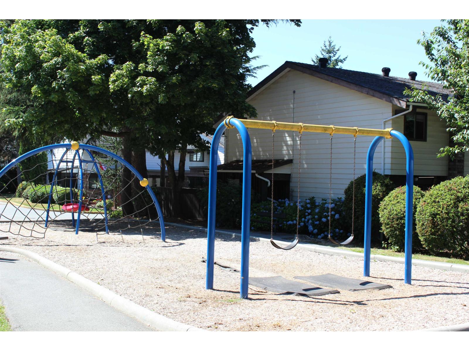 208 7473 140 Street, Surrey, British Columbia V3W 6G5 - Photo 17 - R3104252