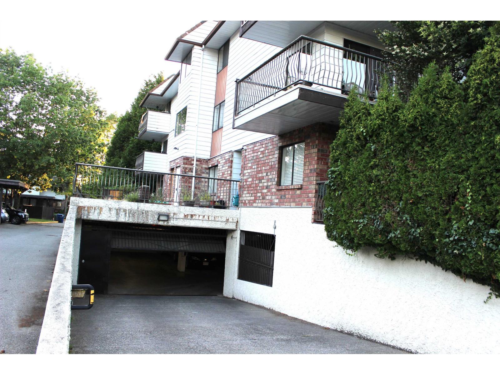 208 7473 140 Street, Surrey, British Columbia V3W 6G5 - Photo 13 - R3104252